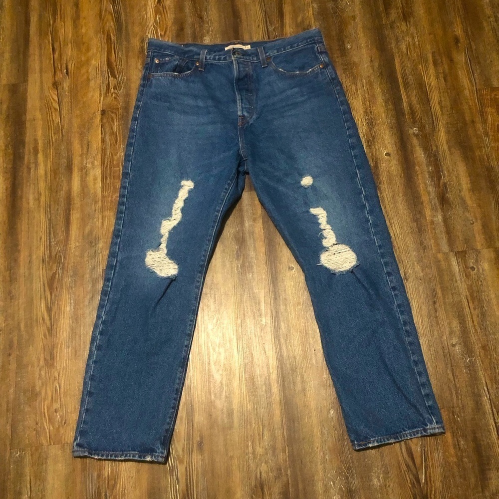 Levi's “Wedgie” High Rise Blue Jeans‼️🔥🔥